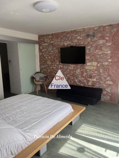 A Vendre Longere De Charme De 241 M2 Avec Piscine, Spa