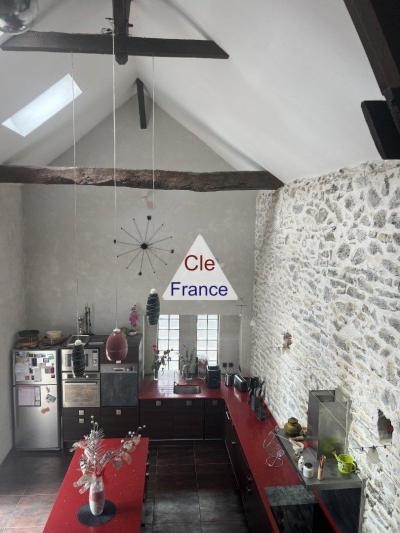 A Vendre Longere De Charme De 241 M2 Avec Piscine, Spa