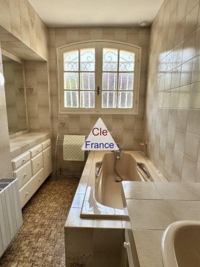 5 Mn De L\'isle D\'espagnac, Maison 4 Chb Sur Sous-sol Semi Enterre