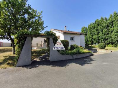 Maison De Caractere 10 Pieces