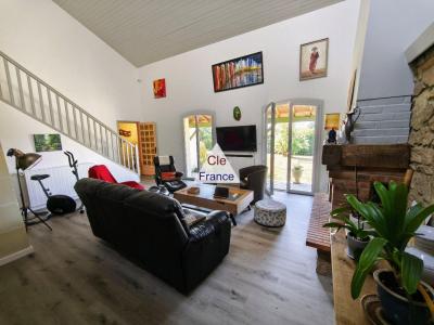 Maison De Caractere 10 Pieces