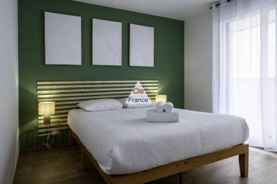 Apartment in Heart of Town