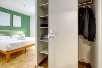 Apartment in Heart of Town