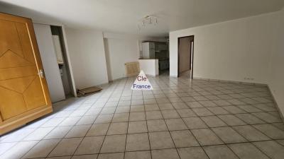 T3 Traversant Avec Balcon A