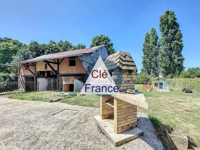 Detached Country House with Outbuilding