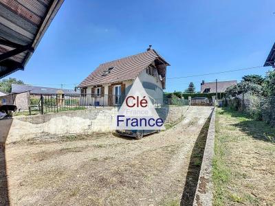 Detached Country House with Outbuilding
