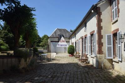 Elegante Maison De Maa