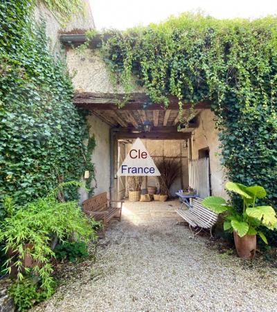 Elegante Maison De Maa