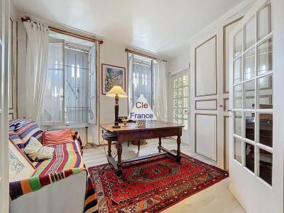 Elegante Maison De Maa