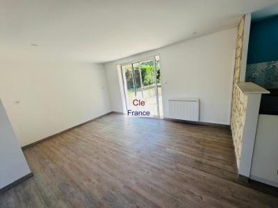 Jolie Maison Renovee A