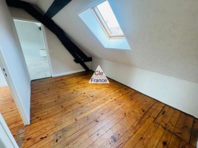 Maison De Ville Avec Jardin Arbore- Gien Centre- Bien Rare A