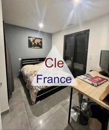 Maison De Plain-pied - Garage - Piscine