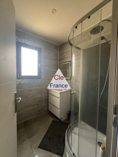 Maison De Plain-pied - Garage - Piscine