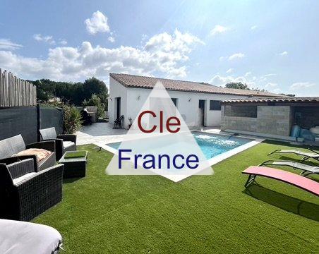 Maison De Plain-pied - Garage - Piscine