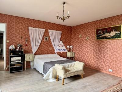 Ensemble Immobilier De Caractere Avec Vue Panoramique A