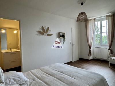 Ensemble Immobilier De Caractere Avec Vue Panoramique A