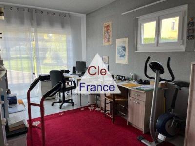 Maison De Plain Pied, Piscine Et Dependances