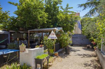 Puimoisson - Maison De Ville - Renovee - T8 - Deux Appartements - 168 Ma