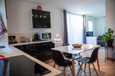 Puimoisson - Maison De Ville - Renovee - T8 - Deux Appartements - 168 Ma