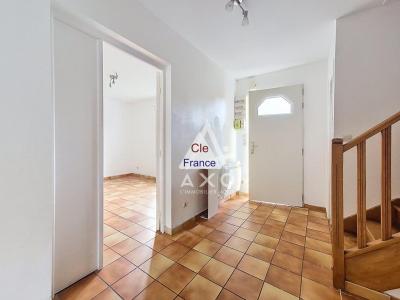 Maison Familiale 5 Pieces Avec Jardin Et Terrasse A