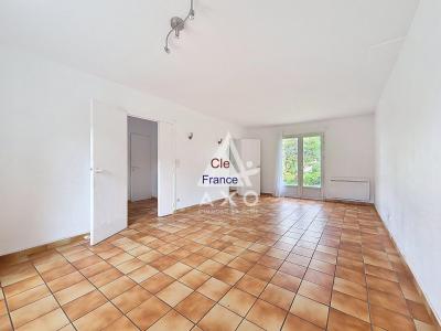 Maison Familiale 5 Pieces Avec Jardin Et Terrasse A