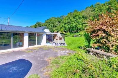 Maison De Plain-pied Avec Dependance Et Grand Terrain Constructible