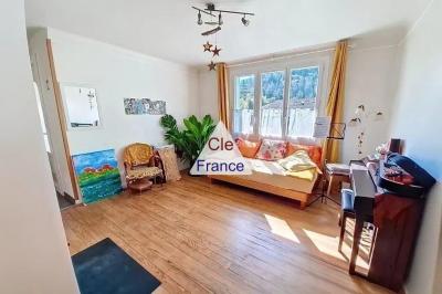 Maison De Plain-pied Avec Dependance Et Grand Terrain Constructible