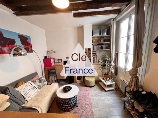 Marais : Charmant Deux Pieces En Duplex