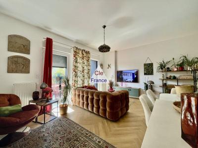 Apartment with Large Terrace, Balcony