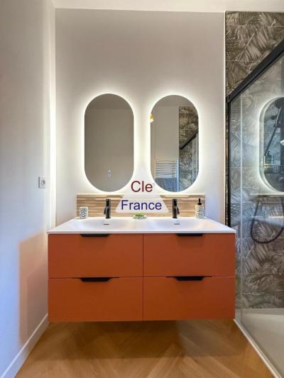 Apartment with Large Terrace, Balcony