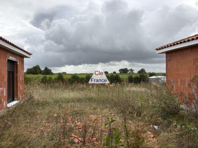 Sigogne. Beaux Volumes Et Construction De Qualite Pour Ce Plain-pied Hors D\'eau Hors D\'air De 180