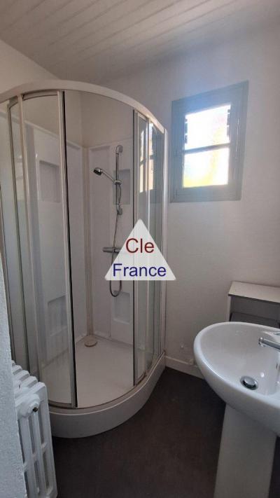 Maison De Village 2 Chambres Avec Terrasse Et 2 Garages