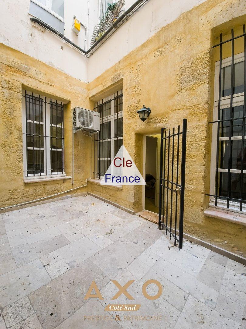 Aix-en-provence - Centre-ville Historique - Appartement Bourgeois - T3 - 2 Acces - Ideal Professions