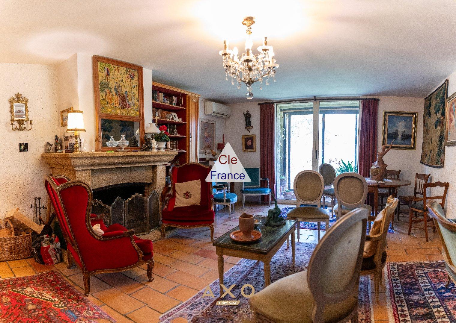 Aix En Provence - Le Montaiguet - Maison De Charme A Renover - 133 M2 - T5 - Terrain 1 380 M2 - Pis