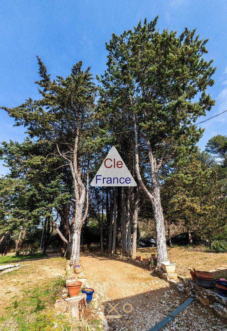 Aix En Provence - Le Montaiguet - Maison De Charme A Renover - 133 M2 - T5 - Terrain 1 380 M2 - Pis