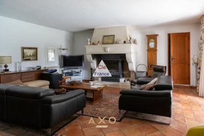 Le Montaiguet - Maison 160m2 - T7 - Garage - Piscine - Parc 5000m2 - 1 020 000a