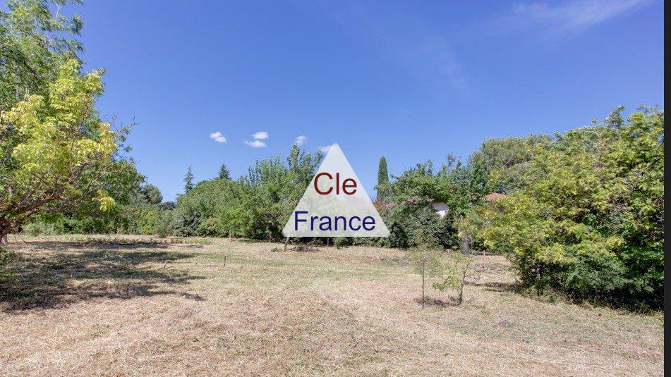 Aix En Provence - Quartier Pey Blanc - Terrain Constructible Viabilise - 541 M2 - 400 000a