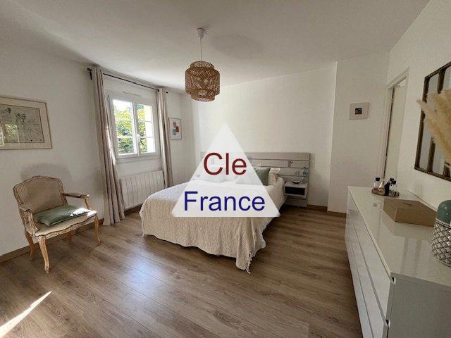 Angouleme Nord : Belle Maison De 220ma