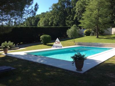 Angouleme Nord : Belle Maison De 220ma