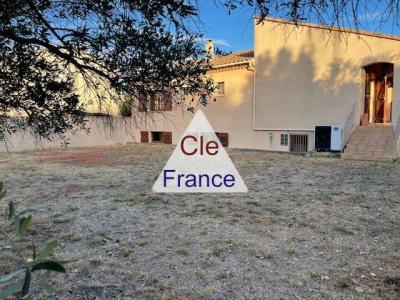 Imposing Detached Villa with Lovely Garden