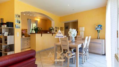 Rognes - Ensemble Immobilier - Piscine - Carport - Terrain 4000 M2 - Possibilite Detachement - 1 20