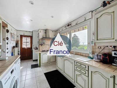 Beautiful House with Heated Pool and Lovely Garden