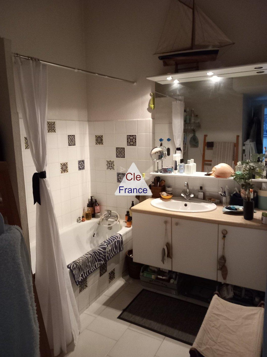 Beautiful Duplex Apartment with Sea View