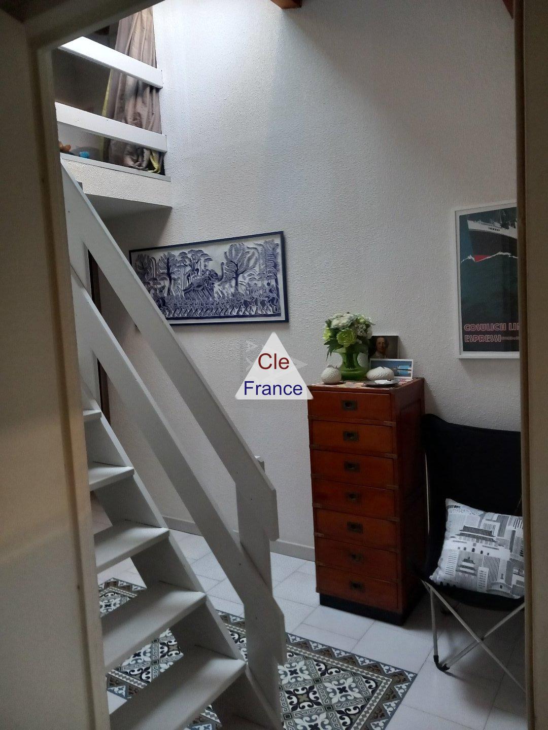 Beautiful Duplex Apartment with Sea View