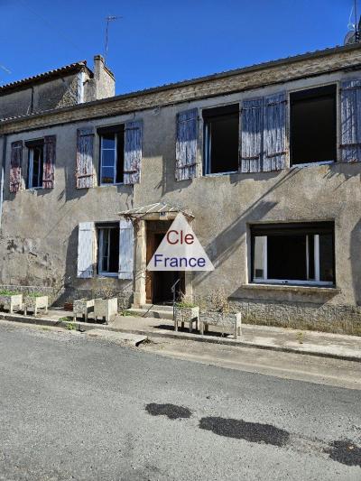 Grande Maison En Pierres Au Centre-ville De Mezin