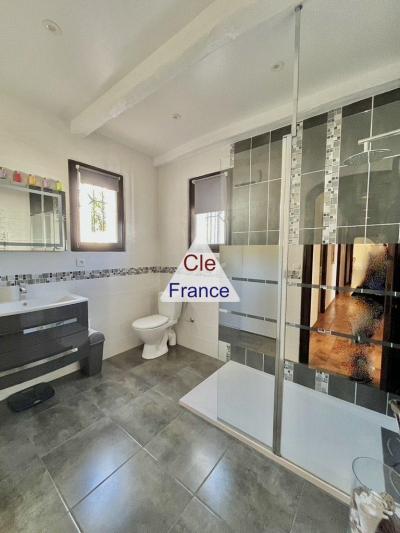 Villa De Plain-pied 5 Pieces A