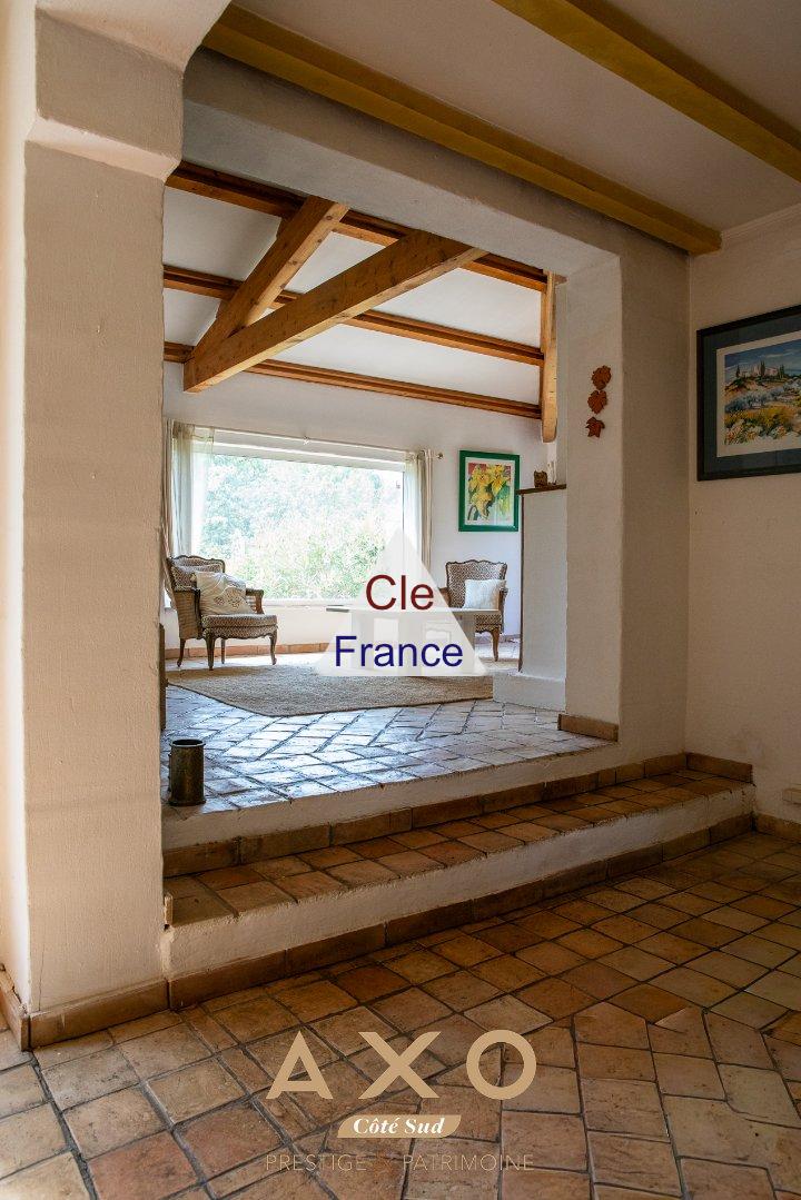 Aix En Provence - Set Club - Ensemble Immobilier - 5 Habitations - T8 - Terrain 4 000m2 - Piscinable