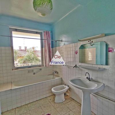 Perpignan Apartment with Balcony