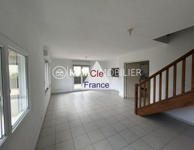 Appartement De 91m2 - Residence Au Calme Avec Piscine - La Baume Loubiere