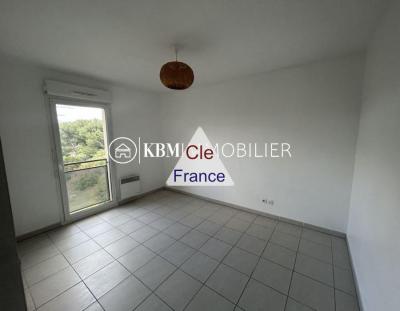 Appartement De 91m2 - Residence Au Calme Avec Piscine - La Baume Loubiere